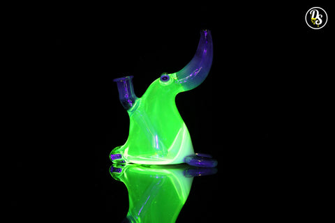 Chaka Glass Penguin UV